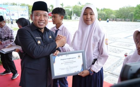Empat Sekolah Di Siak Dapat Penghargaan  Program Kandidat Sekolah Rujukan Google