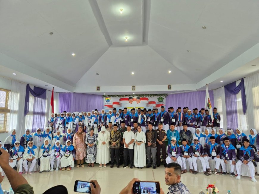 Kasi Intel Kejari SBB Maluku Hadiri Pelepasan JCH