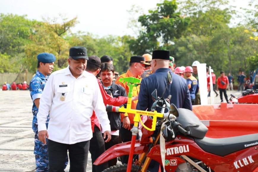 Bupati Siak Alfedri Sebut Penyelesaian Karhutla Perlu Kerjasama Seluruh Stakeholder