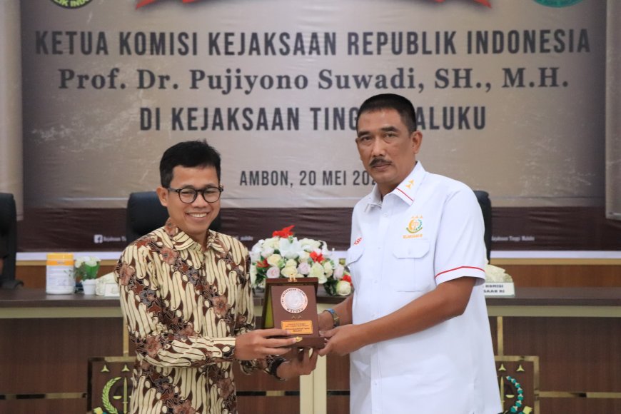 Diskusi Umum Komjak Bersama Kejati Maluku dan Universitas Pattimura Ambon