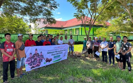 Kejari SBB Potong Tiga Ekor Sapi Kurban