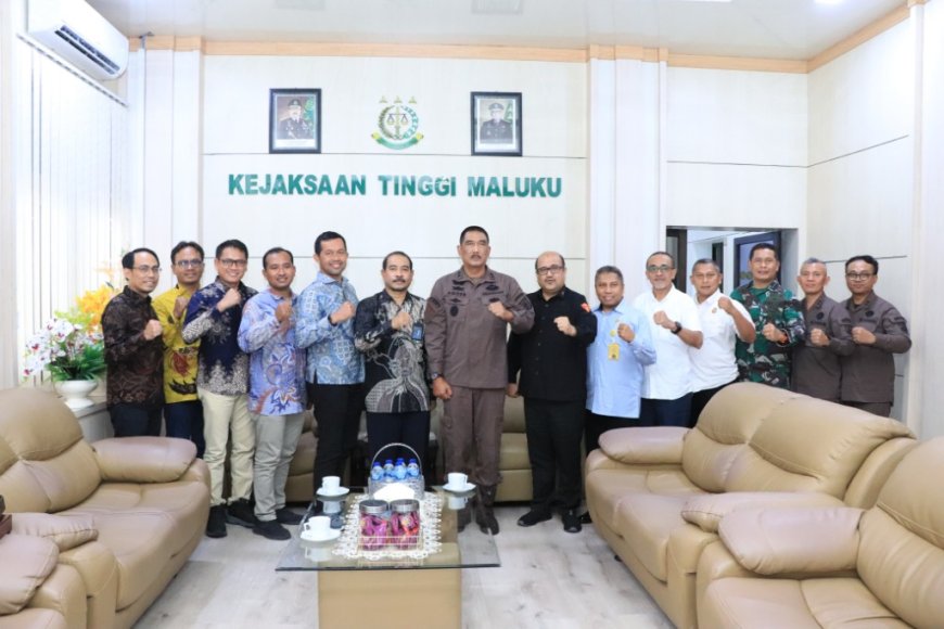 Kajati Maluku Sambut Kunjungan GM PLN Maluku-Maluku Utara dan Papua