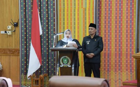 Bupati Bengkalis Sampaikan Ranperda Pertanggungjawaban Pelaksanaan APBD 2024