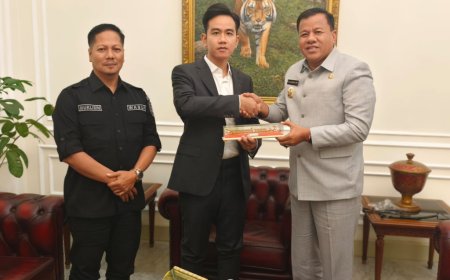 Suhardiman Amby Sampaikan Kepastian Wapres Gibran Hadiri Puncak Festival Pacu Jalur 2025 Di Kuansing