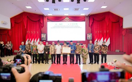 Kasmarni Deklarasi dan Teken Komitmen Bersama Pencegahan Penempatan Ilegal Pekerja Migran Di Polda Riau