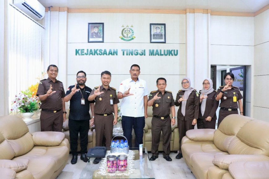 Kajati Maluku Sambut Kunker Biro Hukum dan Hubungan Luar Negeri Kejagung RI
