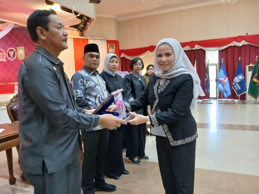 Istri Ketua DPRD Provinsi Riau Mila Fitria Gantikan Ade Hartati Jabat Ketua KPPI Riau 2025-2030