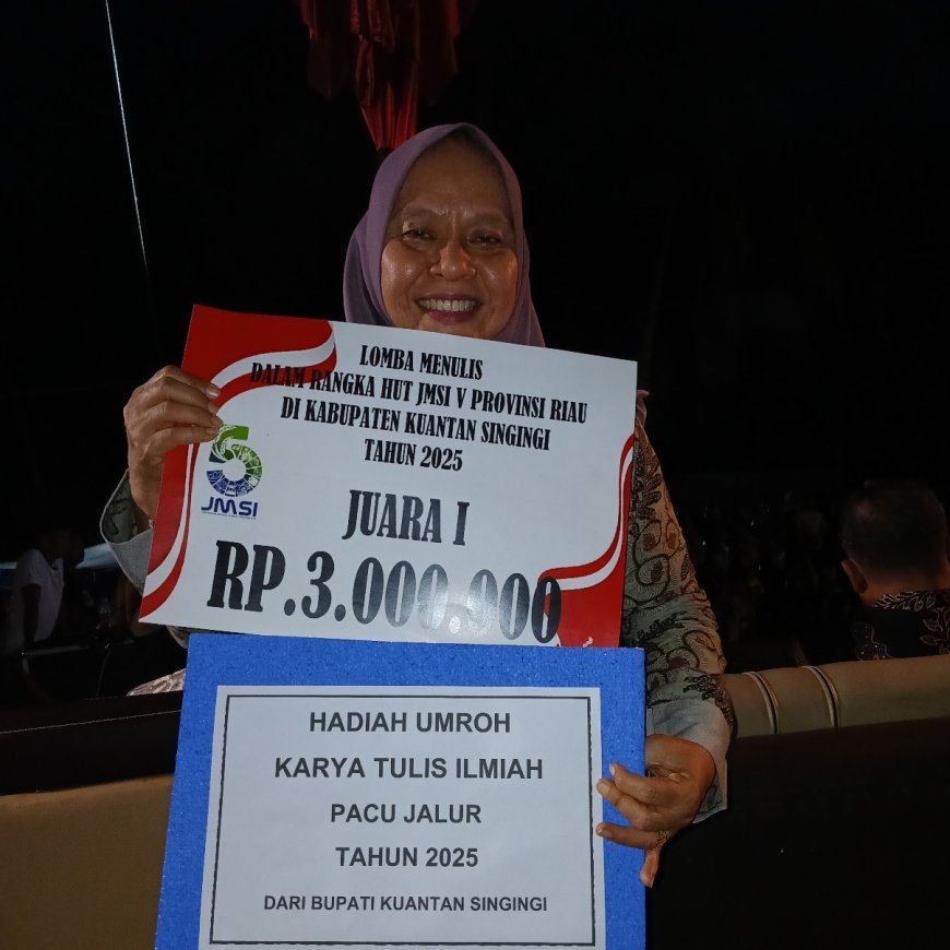 Luzi Diamanda Juara 1 Lomba Menulis Dapat Tiket Umroh Gratis Dari Bupati Kuansing