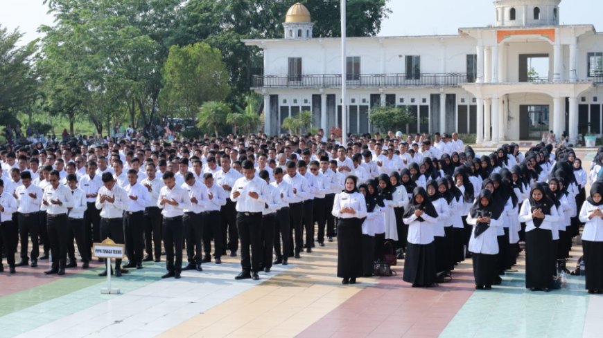 Lantik 1156 PPPK Rokan Hilir, Wabup: Jangan Sampai Terlilit Hutang Demi Gaya