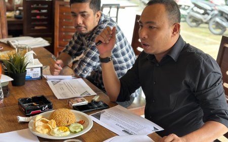 Plt. Kasi Pidsus Kejari SBB Ekspose Perkara pada Tim Penghitungan Kerugian Negara (PKKN) Kejaksaan Tinggi Maluku