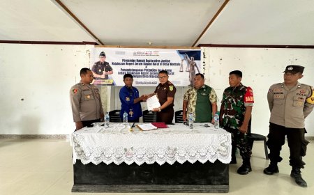 Kejaksaan Negeri Seram Bagian Barat dan Desa Waesala Tandatangani Perjanjian Kerja Sama Pengelolaan Keuangan Desa 