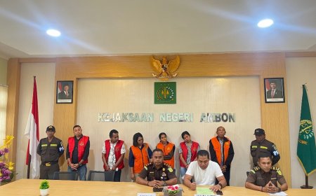 Penyidik Cabjari Ambon Di Saparua Resmi Tahan Mantan Pejabat Tiouw dan Lima Perangkat Negeri Terbukti Korupsi Anggaran DD ADD dan PAD