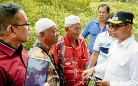 Jhonny Charles Cari Solusi Sengketa Batas Rohil–Rohul di Sungai Tapah