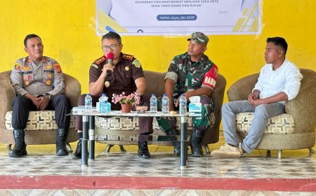 Kajari SBB Berikan Penyuluhan Hukum Gratis Kepada Mahasiswa KKN Unpatti Di Dusun Pelita Jaya