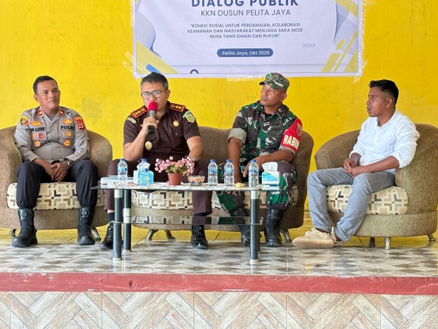 Kajari SBB Berikan Penyuluhan Hukum Gratis Kepada Mahasiswa KKN Unpatti Di Dusun Pelita Jaya