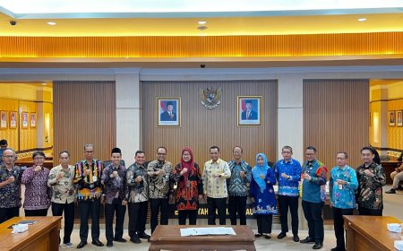 Sekda Rohil Hadiri Monev SP4N LAPOR Bersama KemenPAN-RB dan Diskominfo Se-Provinsi Riau ‎