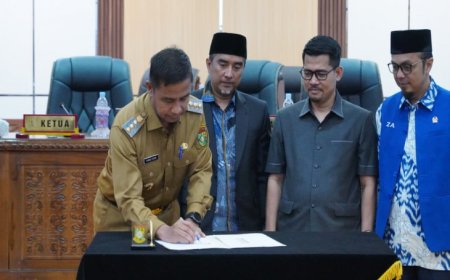 DPRD Kampar Paripurna Penetapan Propemperda dan Penyampaian Laporan Pansus