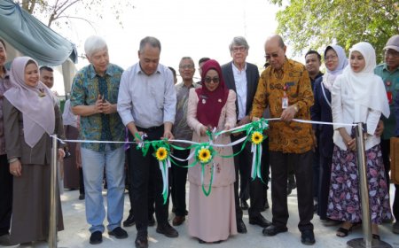 Wakil Bupati Kampar Misharti Hadiri Soft Launching Kebun Raya Universitas Pahlawan