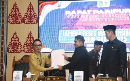 Sekda Bengkalis Terima Laporan Reses DPRD dan Pembentukan Pansus Pokir