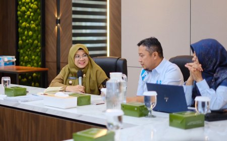 Bupati Siak Kunjungi PLN Pastikan Listrik Masuk Seluruh Kampung