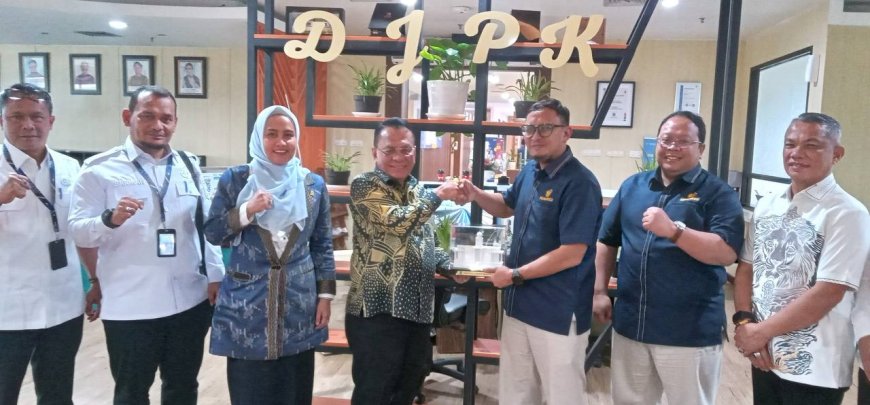 Bupati Rohil Sambangi Kemenkeu Perjuangkan Dana 520 Miliar Rupiah