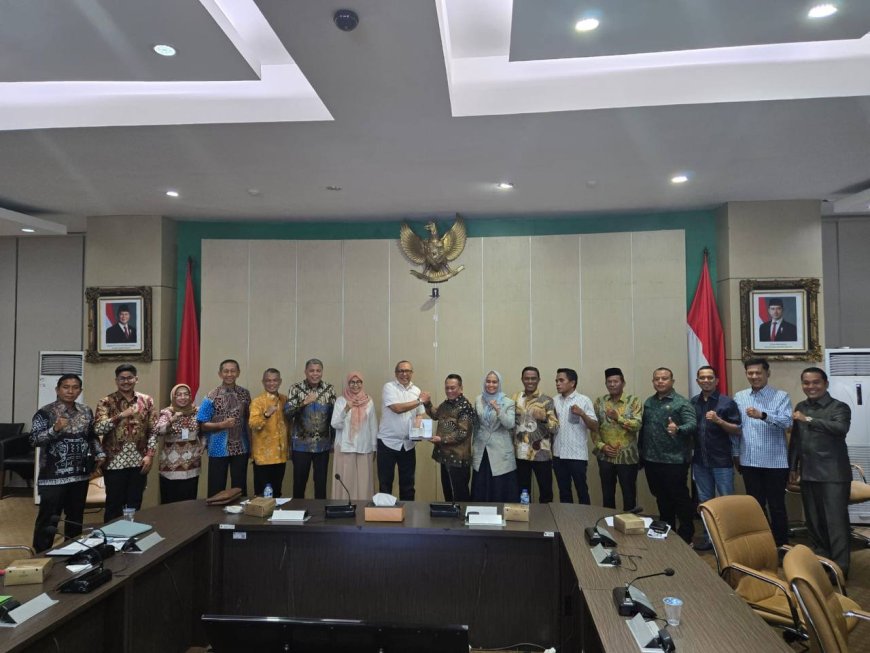 Akselerasi Investasi Rohil Jemput Bola Ranperda RTRW Ke Pusat