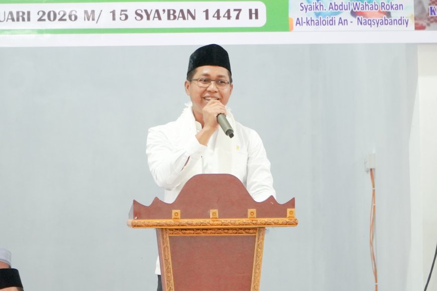 Resmikan Madrasah Suluk Syech Abdul Manan, Wabup Rohil Jhony Charles: Ini Benteng Spiritual Generasi Muda