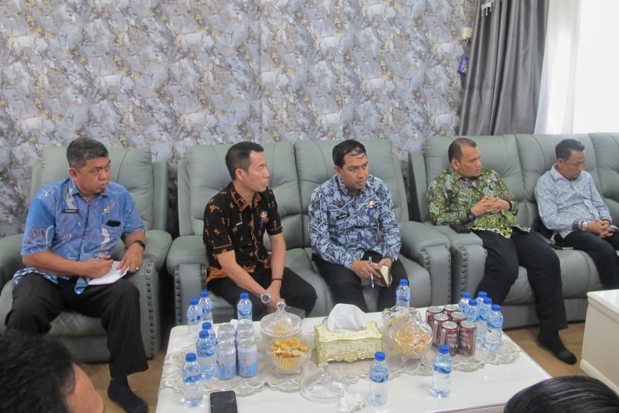 Bupati Rohil Gelar Rapat Darurat Benahi Manajemen PT SPRH