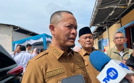 Wako Pekanbaru Pantau Banjir Pastikan Air Kini Cepat Surut