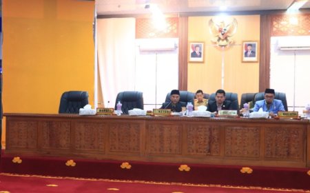 Paripurna LKPj DPRD Kampar Berikan Catatan Strategis Untuk Perbaikan ke Depan