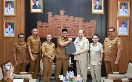 Pemkab Siak dan Utusan Presiden Luruskan Informasi Dokter Spesialis, Pelayanan Harus Tetap Berjalan