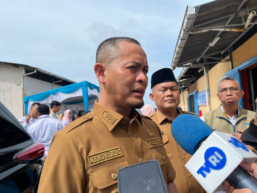 Wako Pekanbaru Pantau Banjir Pastikan Air Kini Cepat Surut