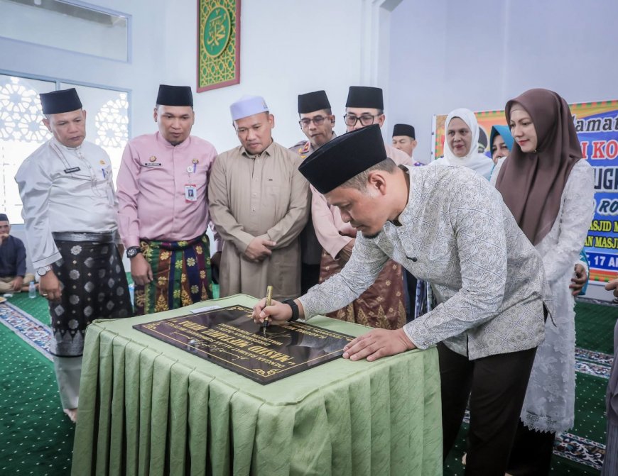 Wali Kota Pekanbaru Secara Resmi Meresmikan Masjid Miftahul Huda