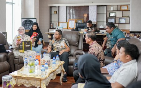 Wabup Rohil Jhony Charles Buka Gerbang Ekspor Ke Malaysia