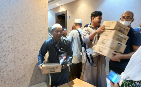 Jemaah Haji Kampar Diberi Jatah  Makan Kemasan Kotak