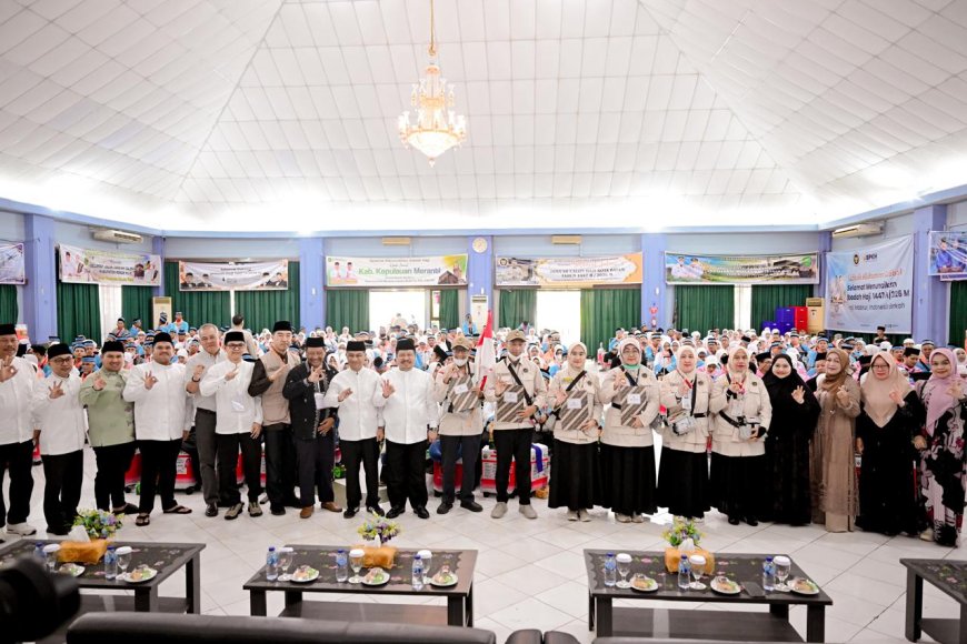 Bupati Kasmarni Lepas Keberangkatan 396 Jemaah Haji Asal Bengkalis