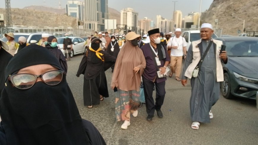 PIH KBIHU Cordova Ajak Ratusan Jamaah Haji Maraton ke Lokasi Jamarot