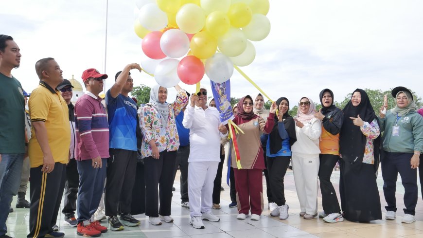 Bupati Rohil Resmi Luncurkan Car Free Day Bagansiapiapi 2026
