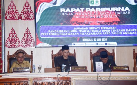 Jawab Pandangan Fraksi DPRD Sekda Bengkalis Apresiasi Dukungan Serta Saran Legislatif
