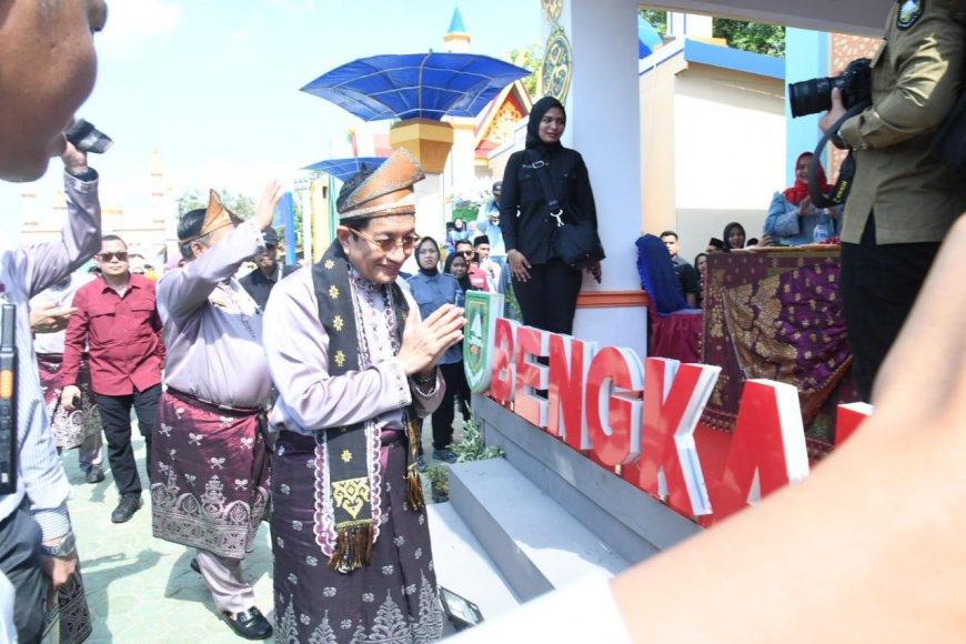 Stand Bazar Bengkalis Jadi Perhatian Di MTQ Riau Bawakan Ornamen Wisma Sri
