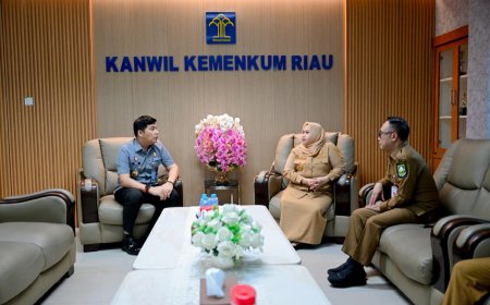 Bupati Bengkalis Raih Penghargaan Pengelolaan JDIHN Terbaik Kedua Tingkat Provinsi Riau