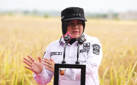 Panen Perdana Padi Zakat Produktif di Siak, Mustahik Didorong Menjadi Petani Mandiri