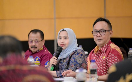 Bupati Bengkalis Hadiri RUPS LB PT BLJ Sepakati RKAP
