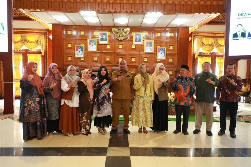 Ajak Alumni FEB UMRI Manfaatkan Peluang Bisnis Wabup Siak Dukung Pembangunan Daerah