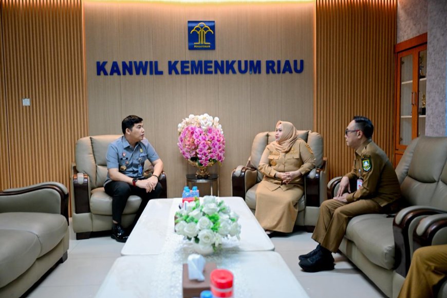 Bupati Bengkalis Raih Penghargaan Pengelolaan JDIHN Terbaik Kedua Tingkat Provinsi Riau