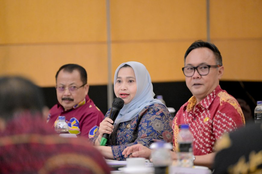 Bupati Bengkalis Hadiri RUPS LB PT BLJ Sepakati RKAP