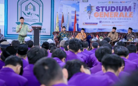 Wako Pekanbaru Beri Motivasi Kepada Mahasiswa Institut IMSYA