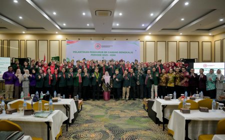 Bupati Bengkalis Lantik Pengurus IDI dan Beri Pesan