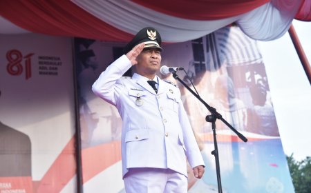 Wabup Bagus Santoso Pimpin Penurunan Bendera Bengkalis