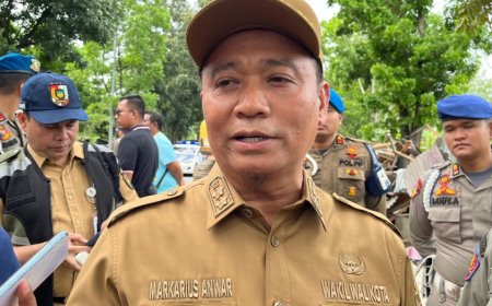Asap Selimuti Pekanbaru Wawako Imbau Warga Pakai Masker